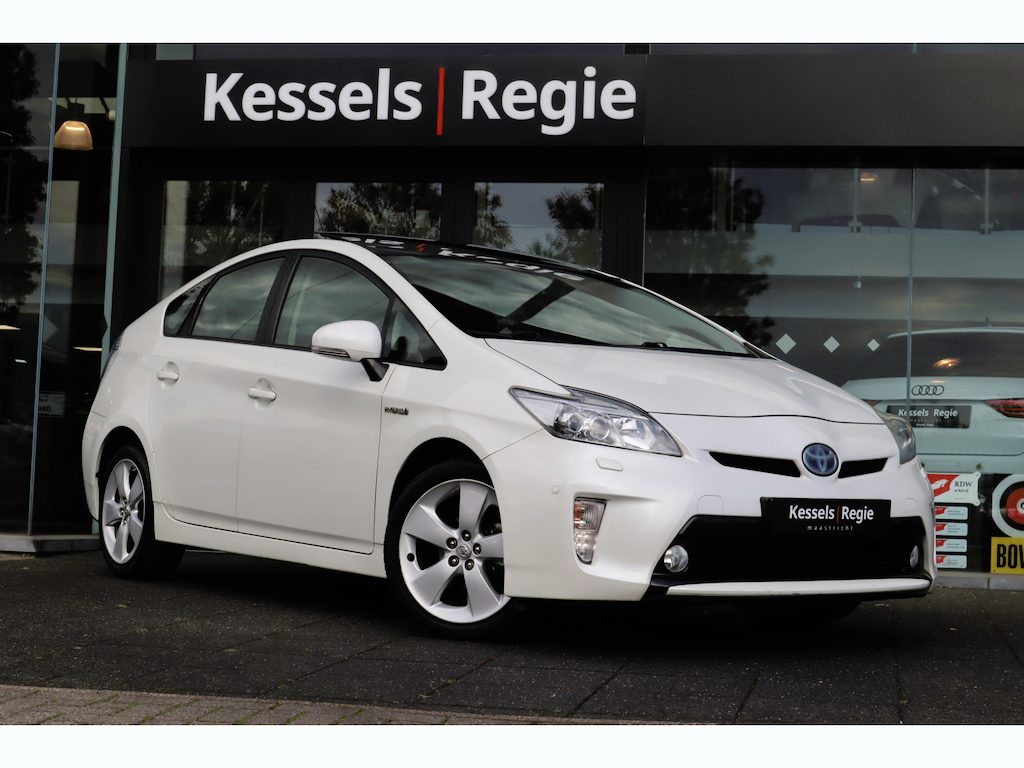 Toyota Prius 1.8 Executive Business | Schuifdak | 1jr. Bovag garantie | JBL | Leer | HuD | Cruise | Navi | Camera | BT