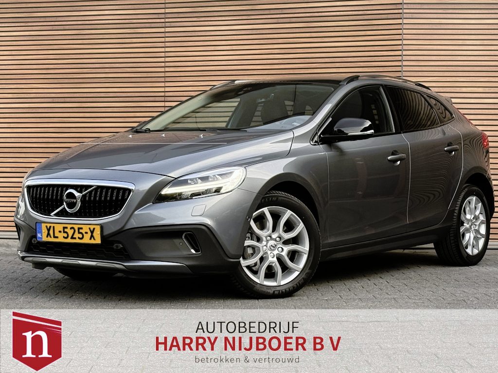 Volvo V40 Cross Country 1.5 T3 Polar+ Luxury