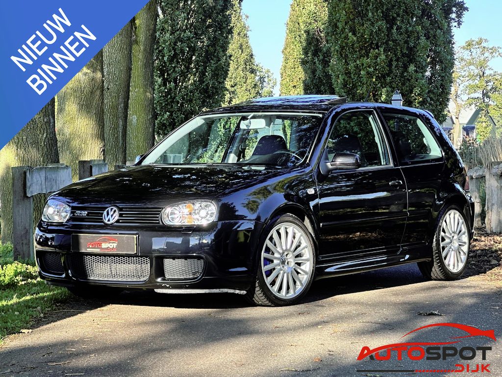 Volkswagen Golf 3.2 V6 R32