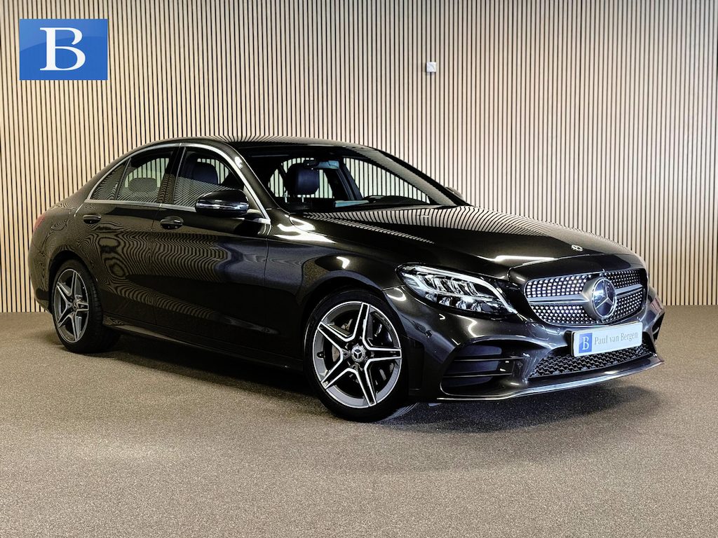 Mercedes-Benz C-klasse 180 AMG STYLING-CAMERA-DIGI DASH-APPLE CARPLAY-DODEHOEK-COMPLEET