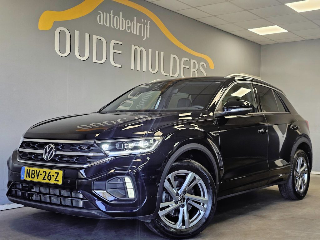 Volkswagen T-Roc 1.5 TSI DSG 150PK 3X R-Line | Leer | Memoryseat | Trekhaak | IQ Light | Camera | Stoelverwarming |