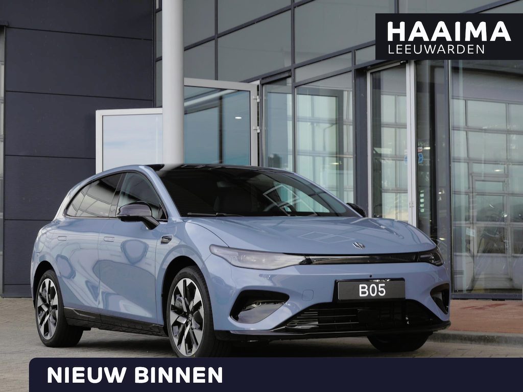 Leapmotor B05 ProMax Design 67.1 kWh | Nu met €1000,- voorraadvoordeel! | Panoramadak | Elektrisch verstelbare stoelen | Stuurwiel verwarming | Apple carplay/Android auto | Sfeerverlichting | Regensensor | Privacyglas | 19 inch lichtmetalen velgen