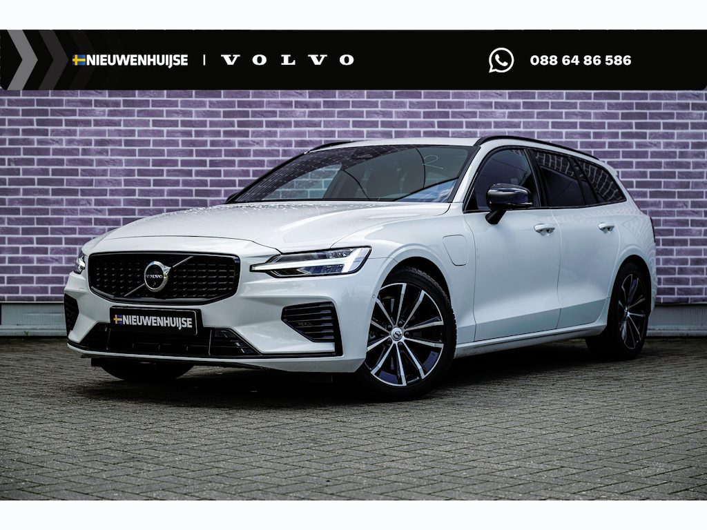Volvo V60 2.0 T8 Plug-in Hybrid AWD Plus Dark | PHEV Long Range | Trekhaak | Sportstoelen | Panoramadak | Harman Kardon Audio | Head-up Display | 360 Graden Camera | Stoelverwarming voor en achter | Keyless Entry | Elektrische Achterklep | Elektrisch Verstelbare Voorstoelen | Cruise Control Adaptief | BLIS | Google Navigatie | Apple Carplay | Android Auto