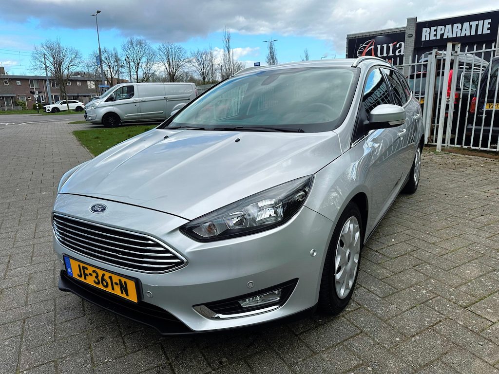 Ford Focus Wagon 1.0 First Edition