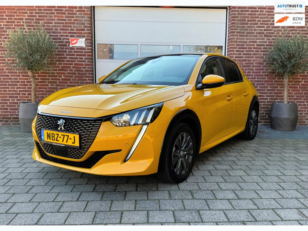Peugeot e-208 EV Allure 50 kWh |Panoramadak|3D-Dashboard|Half-Leder|