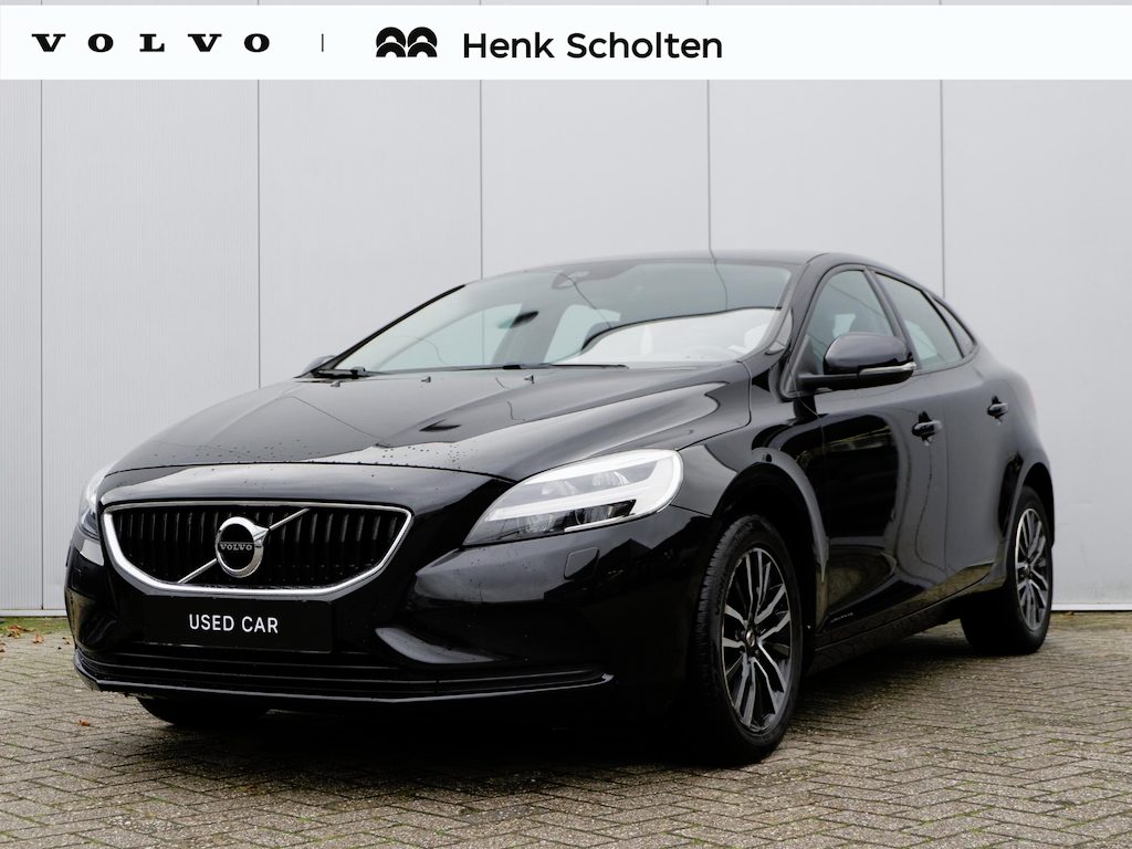 Volvo V40 2.0 T2 Nordic+ Dealer onderhouden | Standkachel | Trekhaak | LED verlichting | 16 inch lichtmetalen velgen | Stoelverwarming | Verwarmbare voorruit | Sensus Full-map navigatie | Bluetooth telefoonvoorbereiding