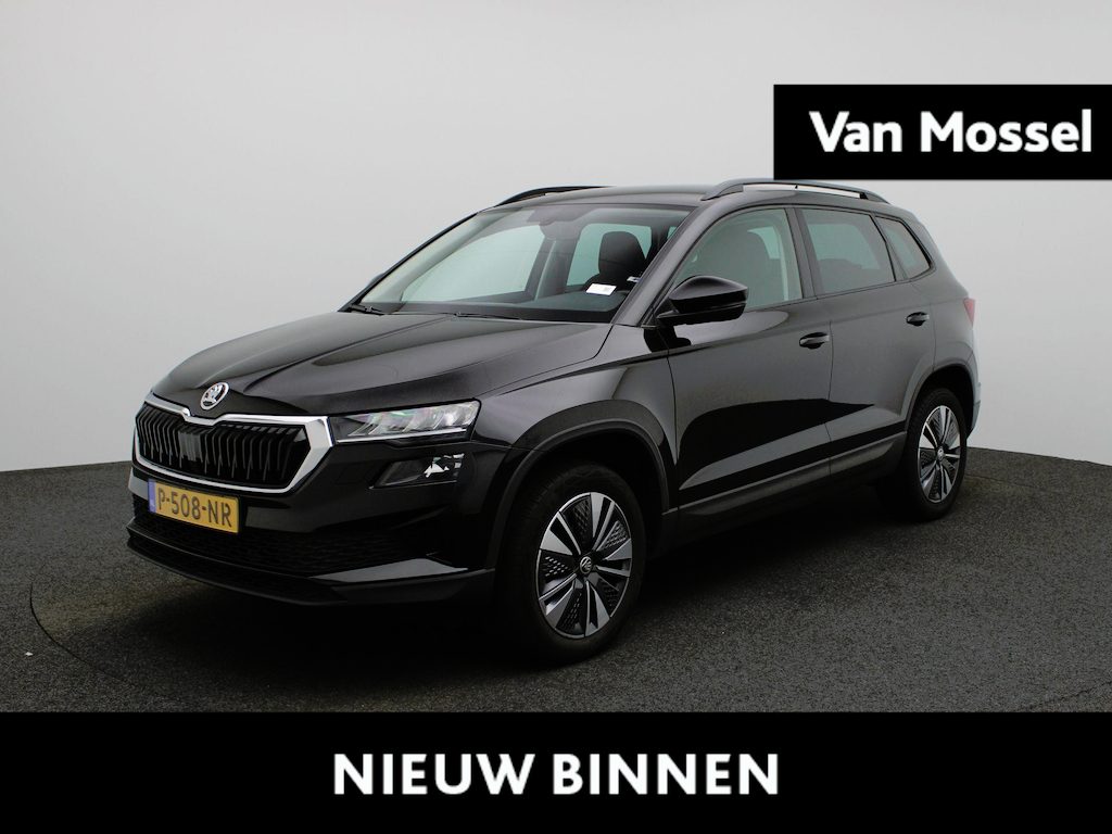 Skoda Karoq 1.0 TSI Business Edition | STUURVERWARMING | STOELVERWARMING | ELEKTRISCHE ACHTERKLEP | PARKEERSENSOREN | NAVIGATIE |