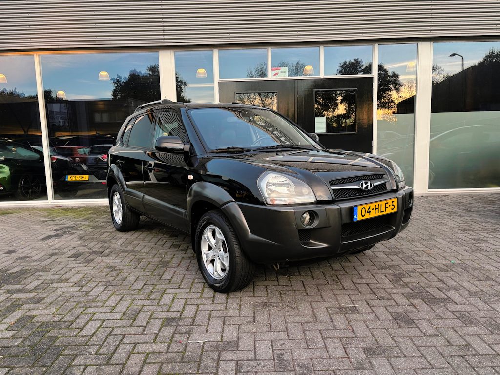 Hyundai Tucson 2.7i V6 4WD Style Automaat / Nieuwe Distributieriem + waterpomp / Leer