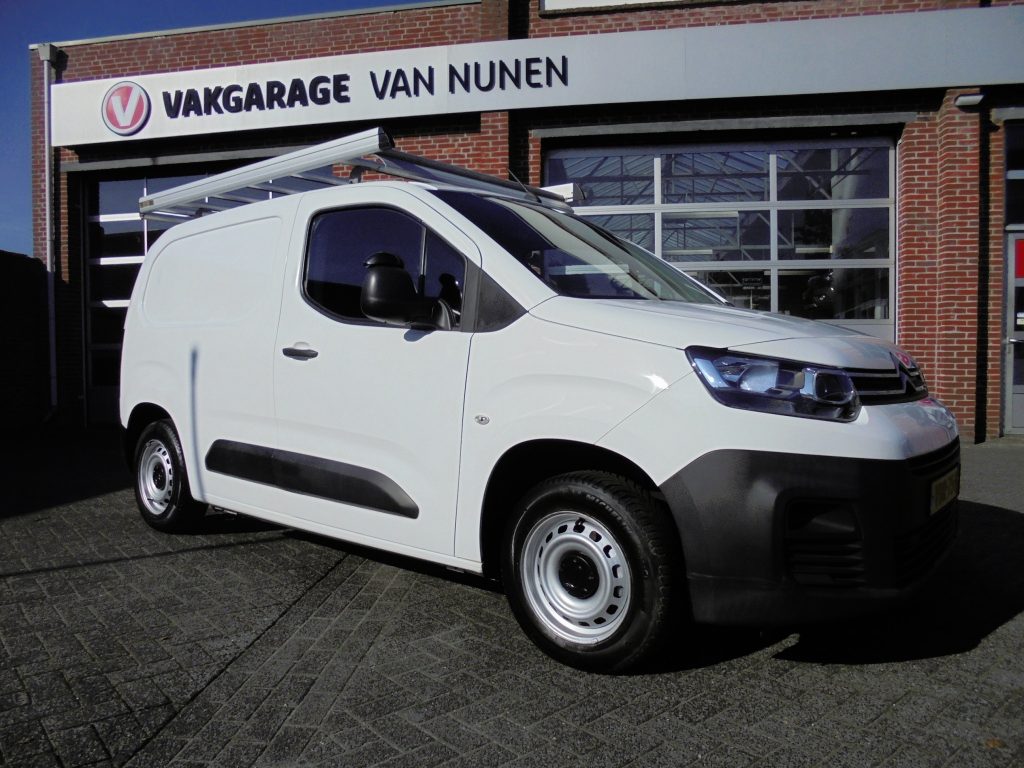Citroën Berlingo 1.5 BlueHDI Control||Trekhaak||Airco||Cruise||Imperiaal||