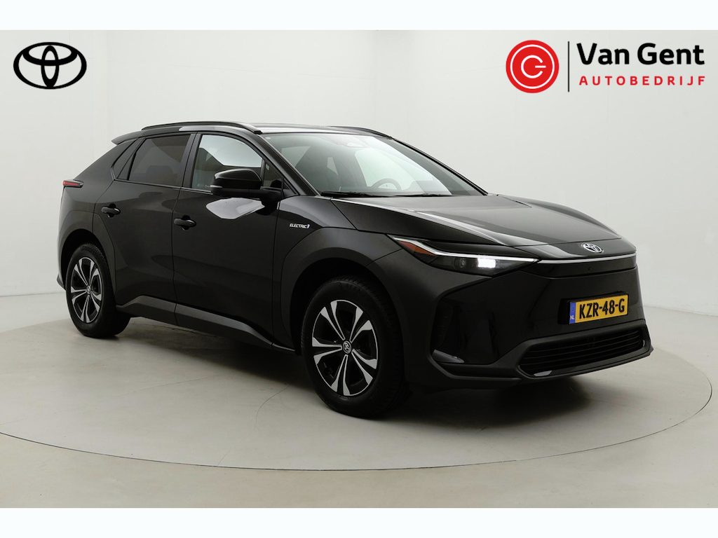 Toyota BZ4X Dynamic 71 kWh 3-fase | 16% bijtelling | Trekhaak | Dodehoek detectie | Warmtepomp | Apple Carplay / Android Auto | 360 camera | Stoel-/stuurverwarming | 18 inch