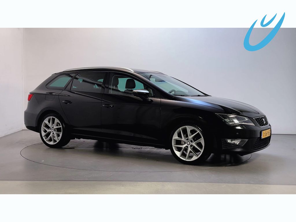 SEAT Leon ST 1.4 TSI Style FR Leder-Stof Parkeersensoren Stoelverwarming