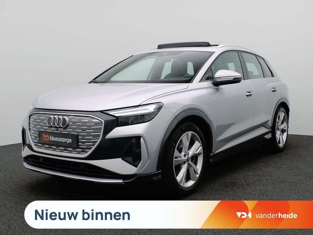 Audi Q4 e-tron 40 S edition 77 kWh 204PK Aut. Panoramadak, Trekhaak, Elektr. Achterklep, Adaptieve Demping, Head-Up Display, 20" LM Velgen, Adaptieve Cruise Control