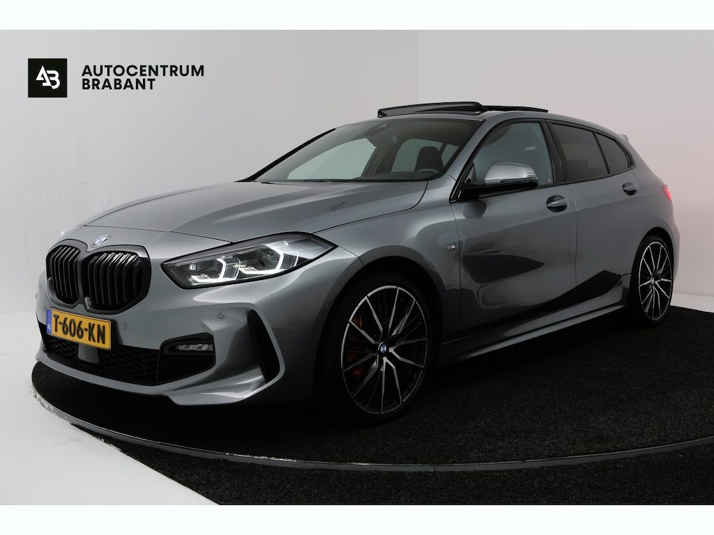 BMW 1-Serie 118i Introduction Edition (PANORAMADAK, STOELVERWARMING, CAMERA, H/K AUDIO, HUD-DISPLAY)