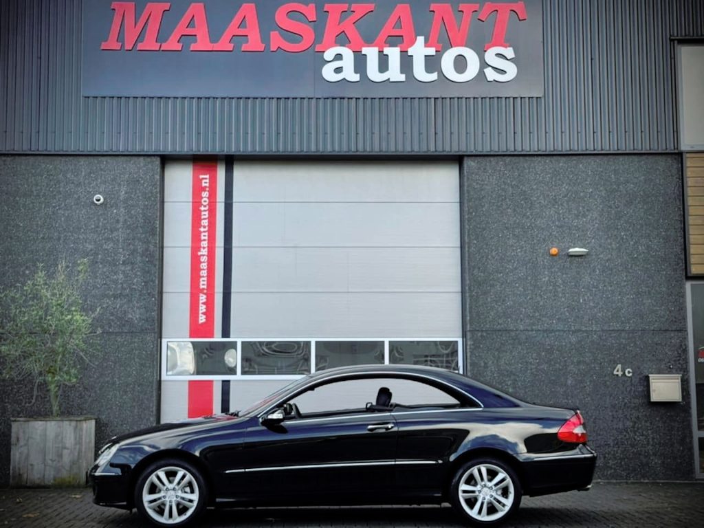 Mercedes-Benz CLK Coupé 200 Kompressor / Aut / Avantgarde / Collector quality / ONLY 23552KM!
