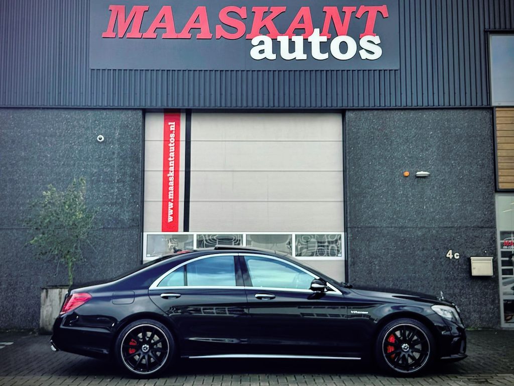 Mercedes-Benz S-klasse Amg 63 / Full options / First paint / Trekhaak / Swb / PERFECT SERVICE HISTORY!
