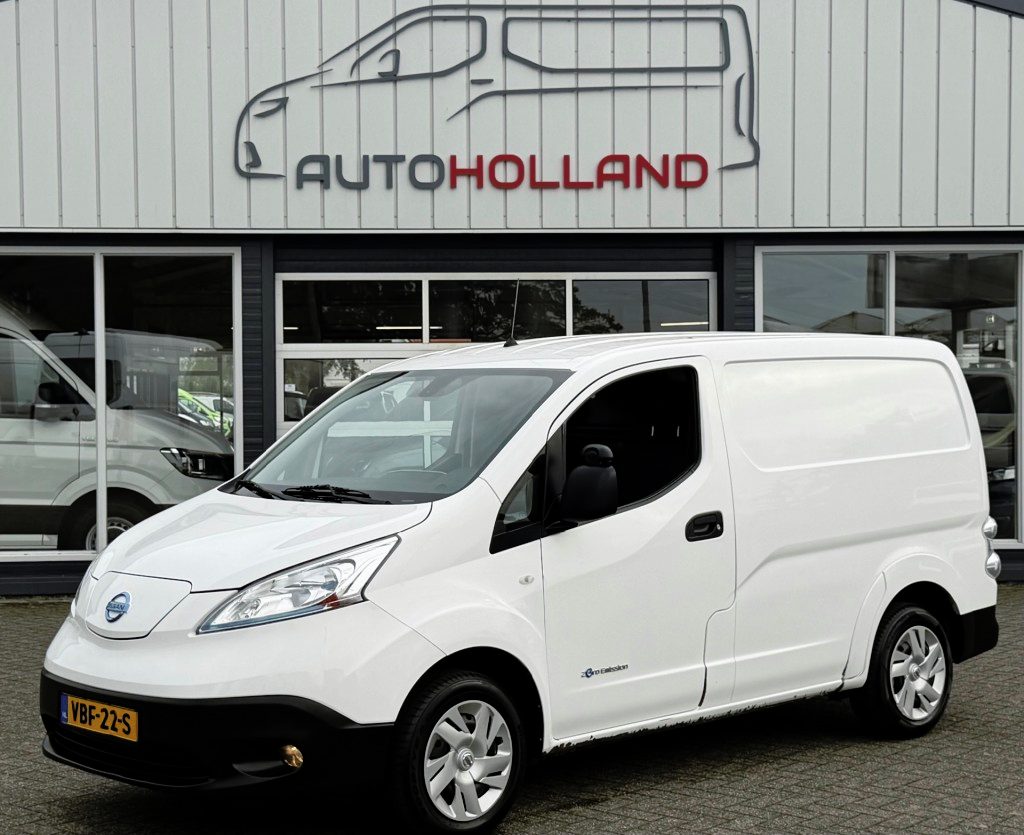 Nissan E-NV200 ZERO EMISSIE 40KWH 80KW 120PK AIRCO/ NAVIGATIE/ CRUISE CONTROL/ CAMERA/ IMPERIAAL/ 100% DEALERONDERHOUDEN