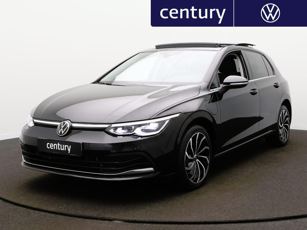 Volkswagen Golf 1.4 eHybrid Style | Panodak | Camera | ACC | Elek Stoel |
