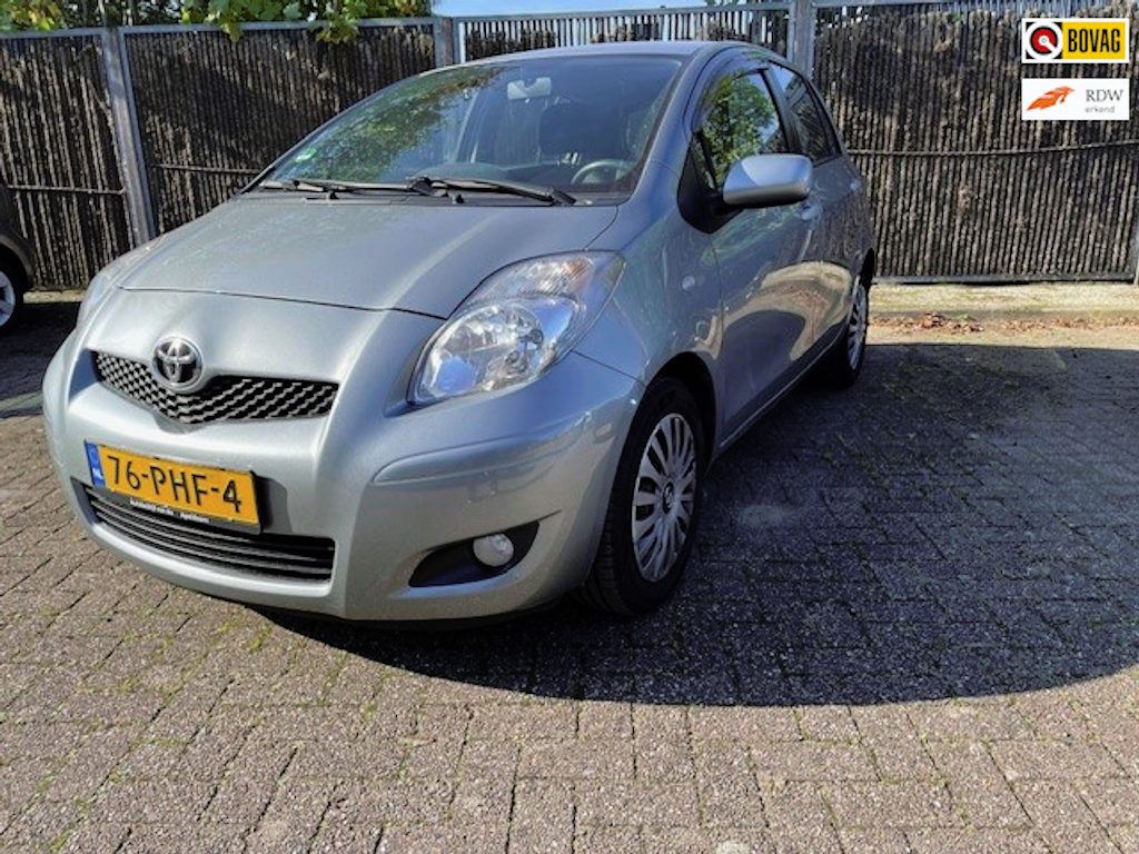 Toyota Yaris 1.3 VVTi Aspiration | Climate control | Parkeersensoren achter