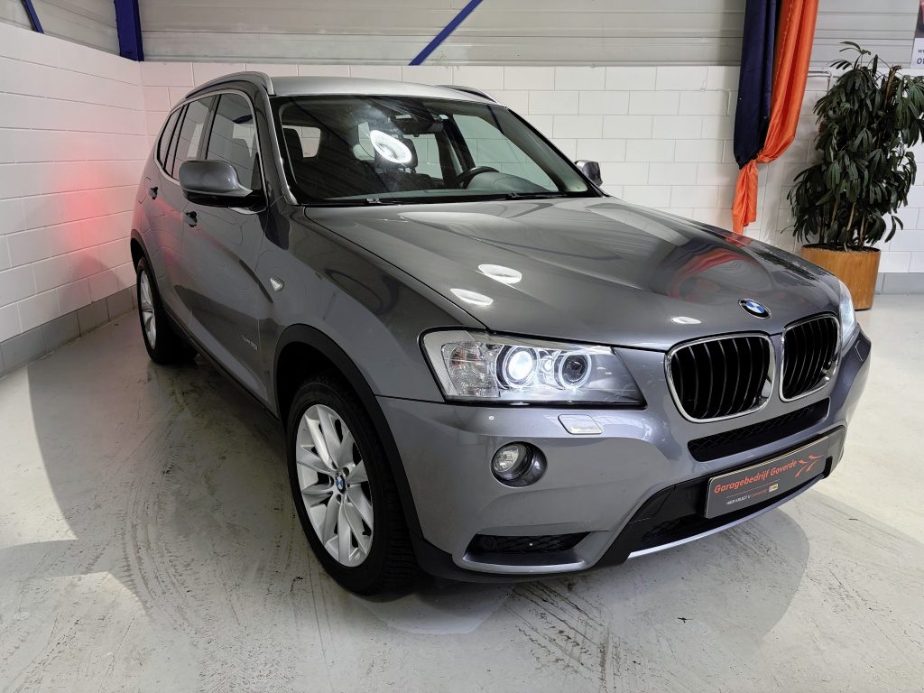 BMW X3 (F25) xDrive 20i 184pk Aut. High Executive Elec trekhaak, Leder, PDC, Xenon