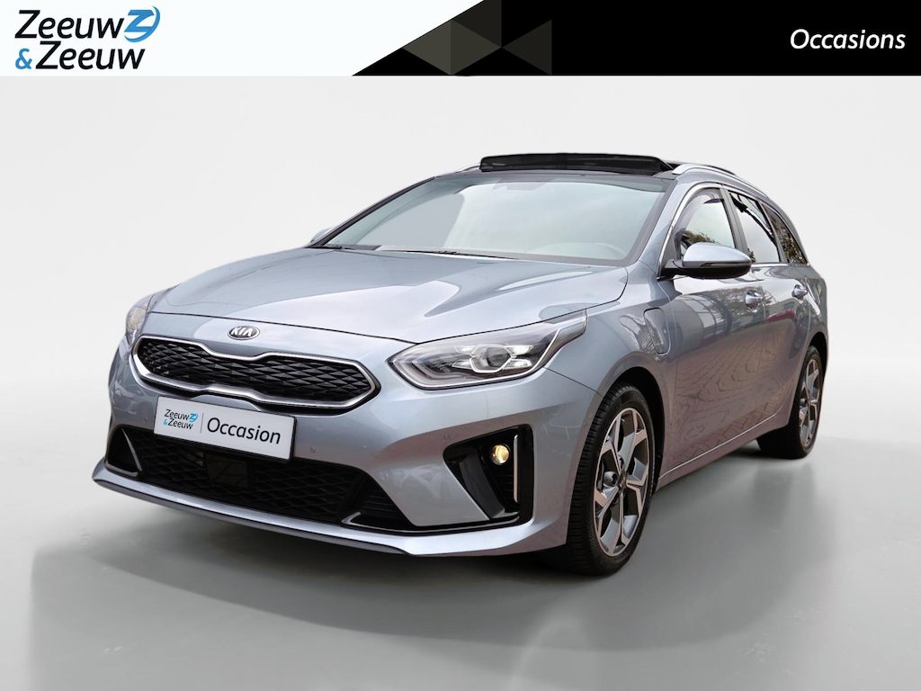 Kia Ceed Sportswagon 1.6I PHEV ExecutiveLine | Automaat | Dealer onderhouden | Panorama dak | Stoelverwarming en Ventilatie | Dodehoek Detectie | Leder | Carplay | Camera | Cruise Control Adaptief |