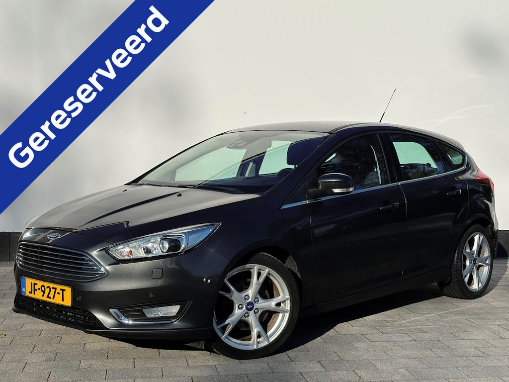 Ford Focus HB 1.5 Titanium | AUTOMAAT | All-Season | Camera | 18-inch | Trekhaak | 100% dealeronderhouden |