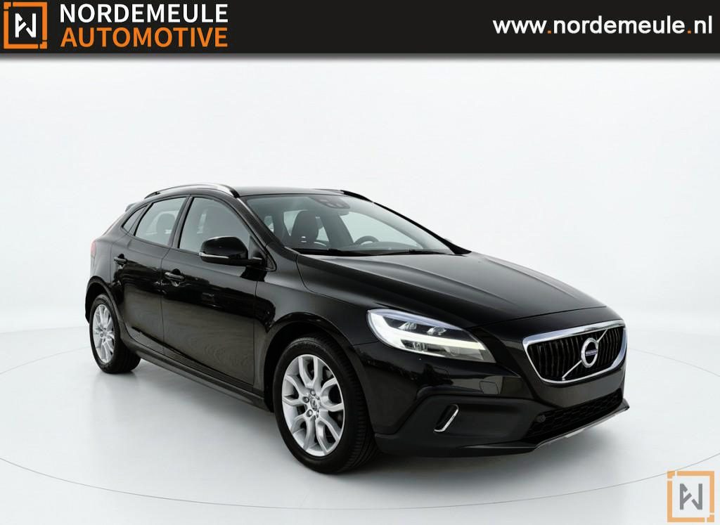Volvo V40 Cross Country 1.5 T3 SUMMUM, BLIS, Trekhaak, ACC, Camera