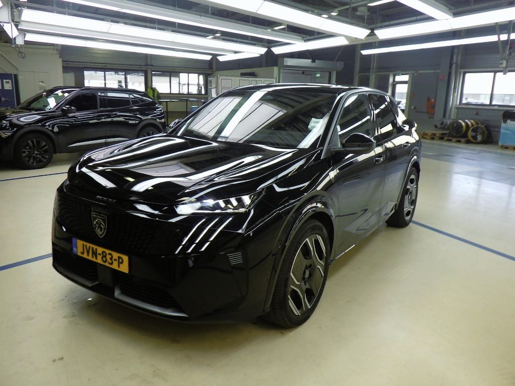 Peugeot E-3008 GT Exclusive ALLE OPTIES! | Pano/Kanteldak! | Trekhaak | LEDER | 20 INCH LMV | 98% SOH | 12V aansluiting (in de middenconsole, op de achterzijde van de middenconsole en in de bagageruimte) | 20'' lichtmetalen velgen SOFIA | Achterbank met gedeeld (40:20:40) neerklapbare rugleuning