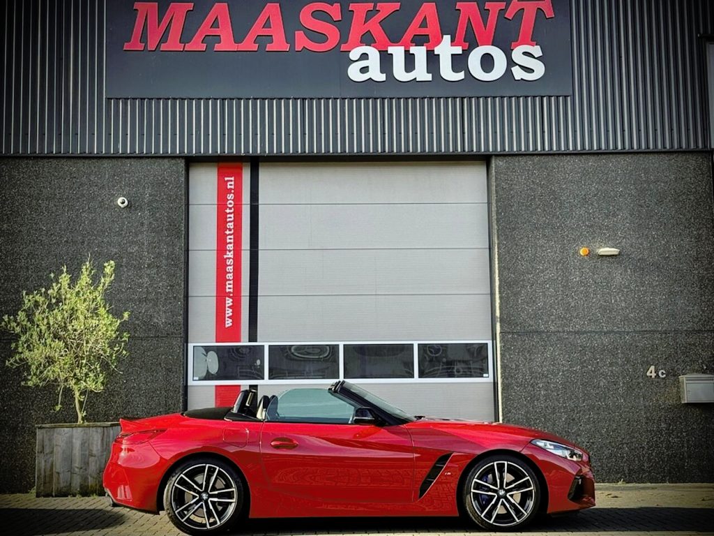 BMW Z4 Roadster M40 i / Harmon Kardon / Head Up / San Francisco Red / Only 34000 km!