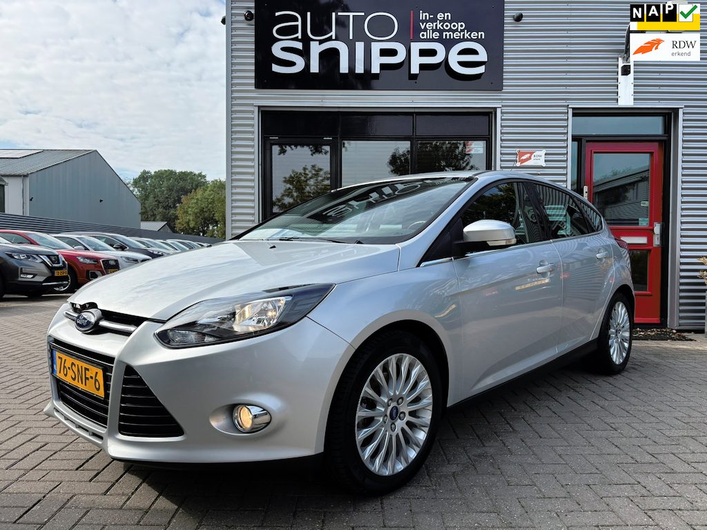 Ford Focus 1.6 EcoBoost First Edition -CLIMA-CRUISECONTROL-VOORUITVERWARMING-STOELVERWARMING-LICHTMETALEN VELGEN-110.906 KM'S!