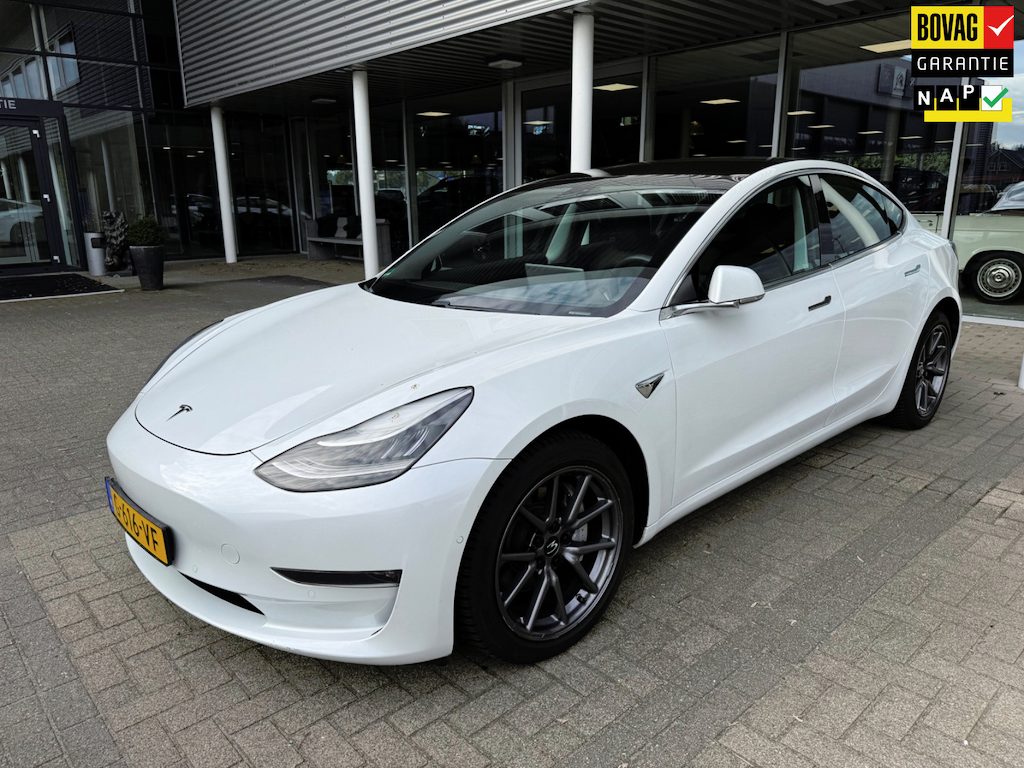 Tesla Model 3 Long Range AWD 75 kWh SOH 100% / AUTOPILOT / PANO