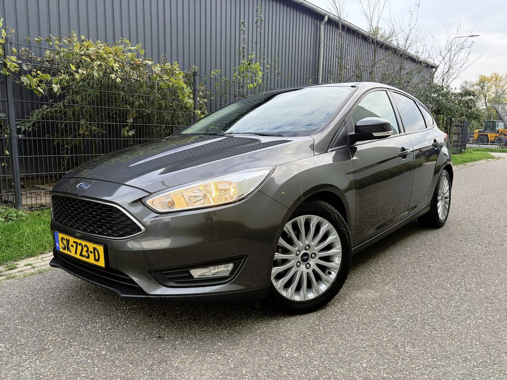 Ford Focus 1.0 Lease Edition / AIRCO / CRUISE / NAVI / TREKHAAK / 146dkm! NAP!