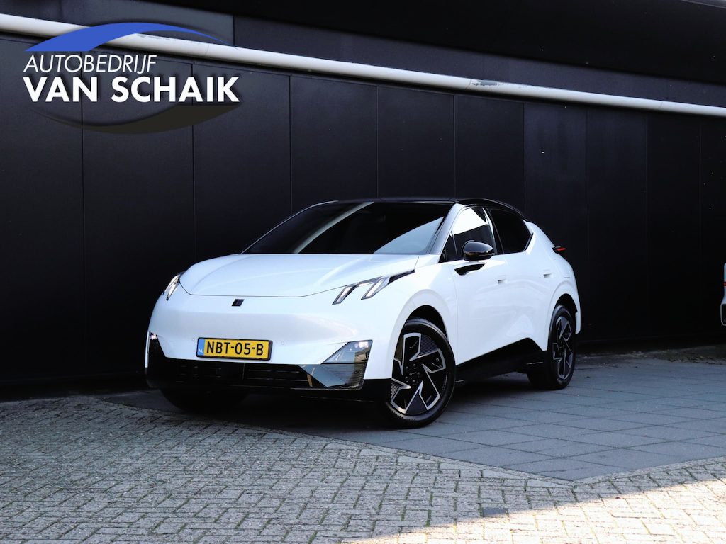 Lynk & Co 02 66 kWh | PANO | CAMERA | STOELVERW. | ADAPT. CRUISE | NAVI |