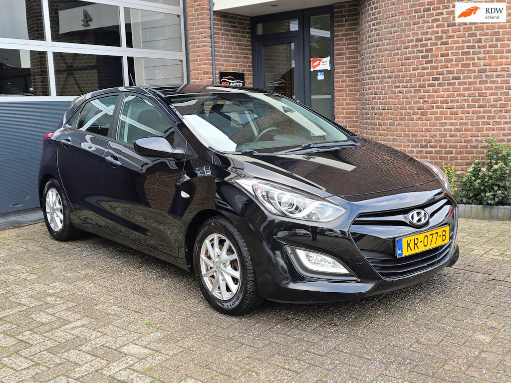 Hyundai i30 1.4 5DR |Nap |Led |Apk
