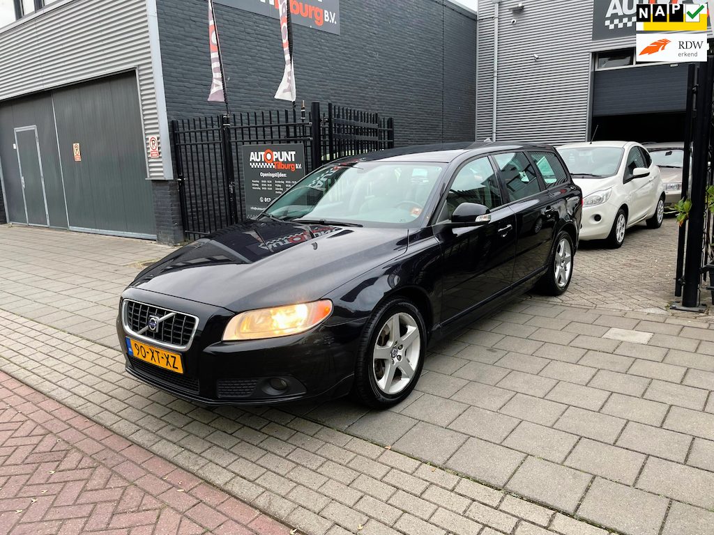 Volvo V70 2.4 D5 Momentum 2e Eigenaar! Trekhaak Airco NAP APK