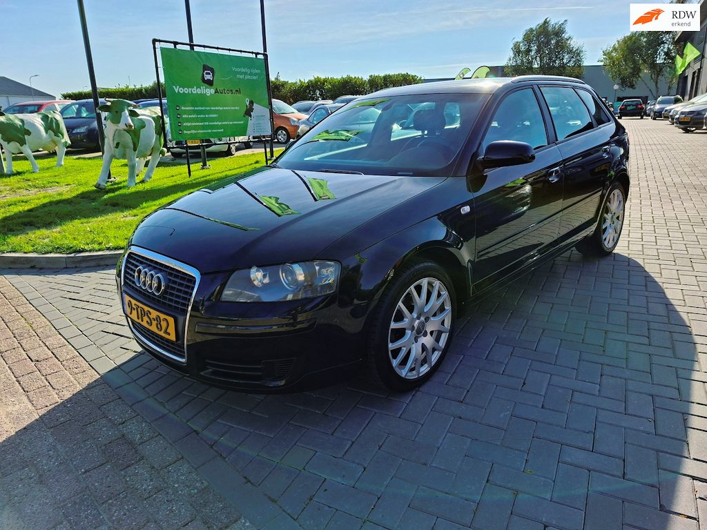 Audi A3 Sportback 1.6 Attraction Business Edition / Leuke auto / APK nov 2027