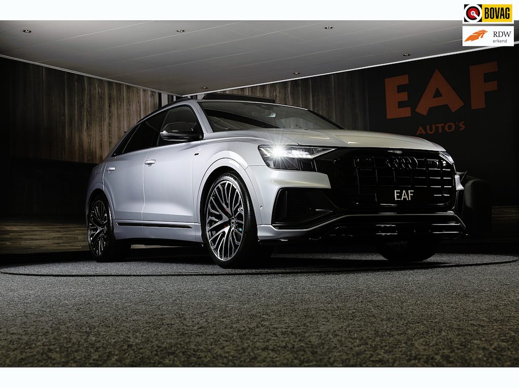 Audi Q8 55 TFSI Quattro RSQ8 Look / Carbon / RS Zetels / Acc / Lane Assist / Head Up / Dode Hoek / Open Panorama / Matrix / 23 Inc