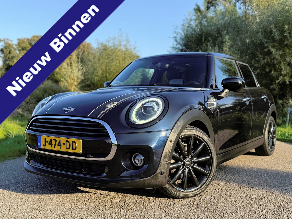 MINI Cooper 5-Deurs 1.5 60 Years Edition / Automaat / NL Auto / Panorama dak / Harman/Kardon / Stoelverwarming / Leder /