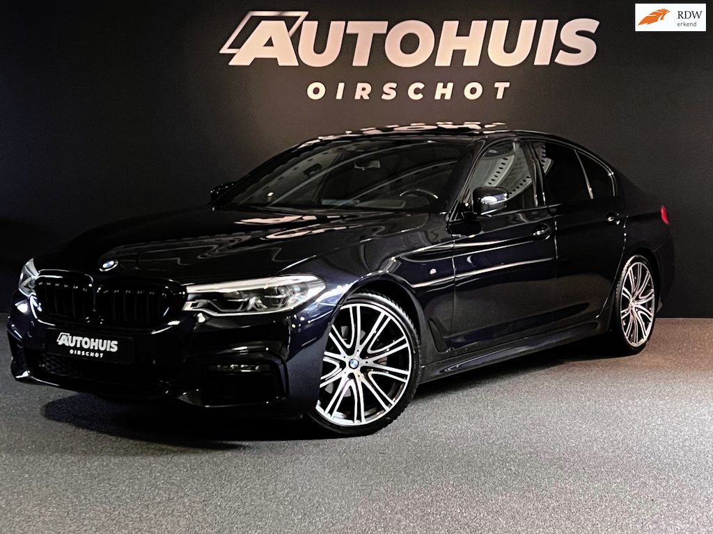 BMW 5-Serie 520i High Executive Edition/M Pakket/Pano/Memory/Camera/Stoelverwarming/Trekhaak/M Gordels/Leder/Headup/Dodehoek/20"/