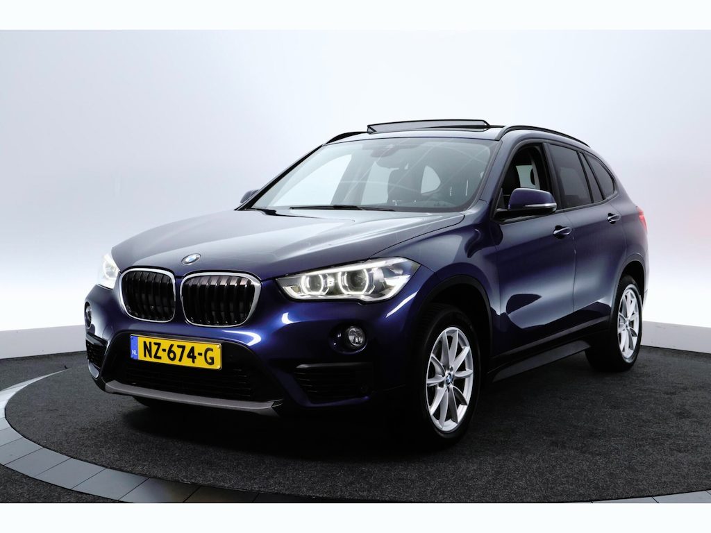 BMW X1 sDrive20i High Executive |PANO|LED|STOEL VWM|LEDER|MEMORY|ELK.STOELEN