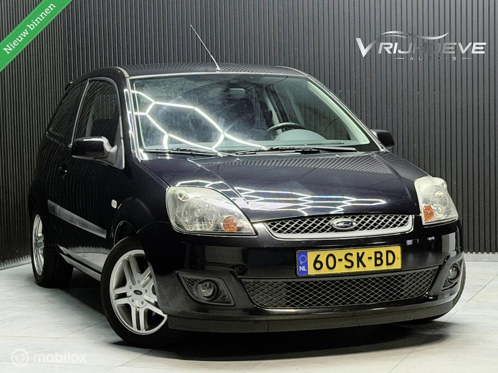 Ford Fiesta 1.3-8V Style|APK|AIRCO|ELEKRAMEN|STUURBEKR