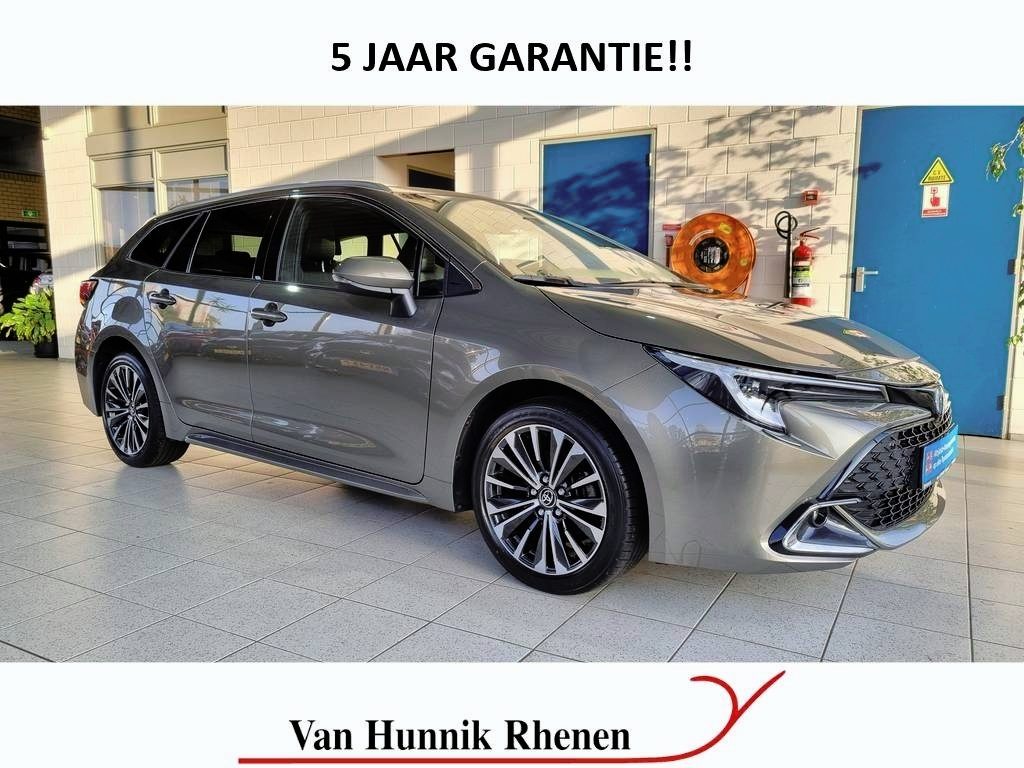 Toyota Corolla Touring Sports 1.8 140 Style | Groot Navi | Stoel en stuurverw | elekt achterkl