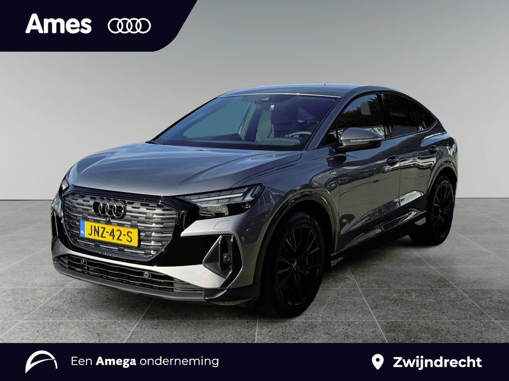 Audi Q4 Sportback e-tron 45 quattro S Edition 82 kWh Trekhaak | Optiekpakket zwart plus | Parkeerhulp voor & achter