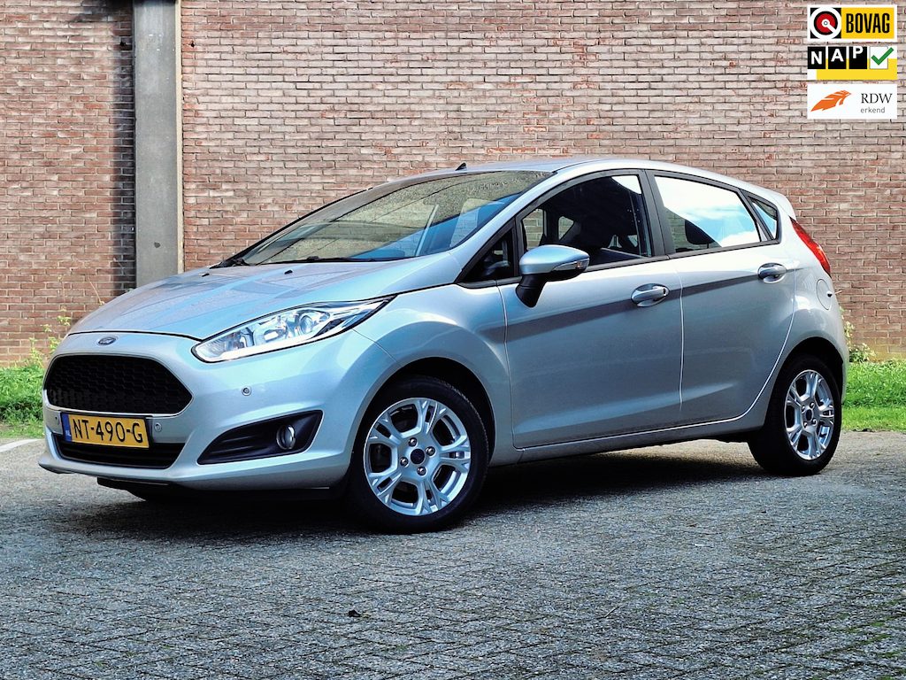 Ford Fiesta 1.0 Style Ultimate Navigatie, Airco, PDC V+A, LM Velgen, Ned. Auto