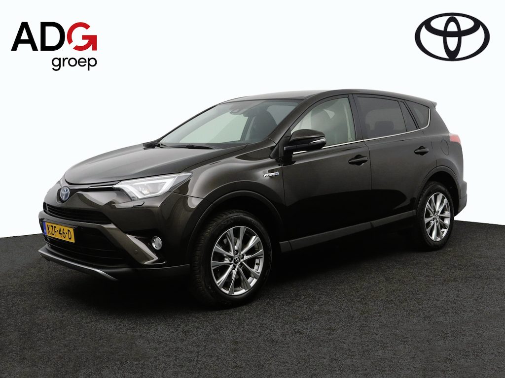 Toyota RAV4 2.5 Hybrid AWD Style | Stuur en stoelverwarming | Trekhaak 1650 kg trekgewicht | Parkeersensoren |