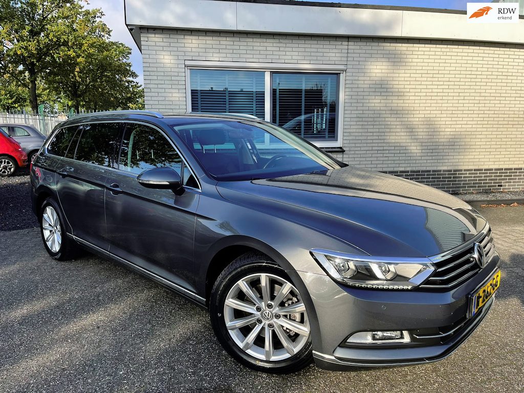Volkswagen Passat Variant 1.4 TSI ACT Connected Series Plus|Alcan|Appconnect|Stoelver|Trekhaak|Navi|PDC|