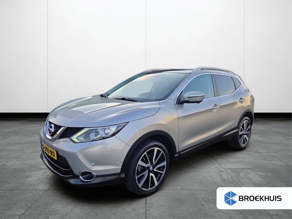Nissan Qashqai 1.6 Tekna / Trekhaak / 1500KG Trekgewicht Panoramadak / Cruise control / Achteruitrijcamera / stoelverwarming voor