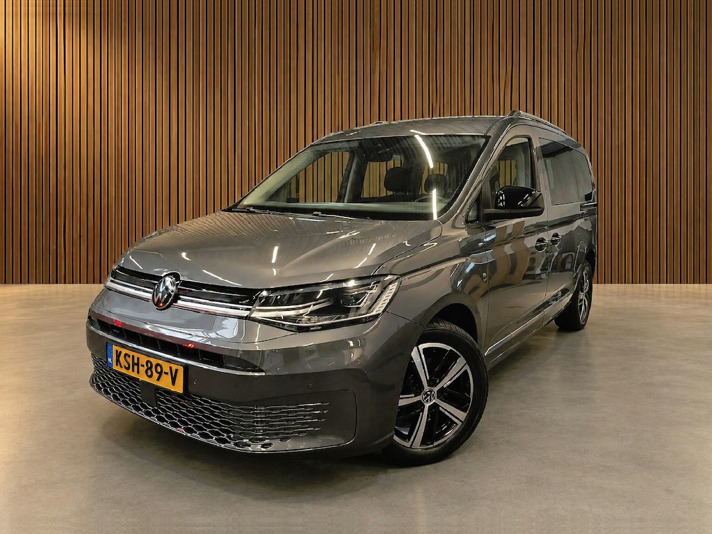 Volkswagen Caddy Maxi 1.5 TSI style 7 persoons / automaat / trekhaak / camera