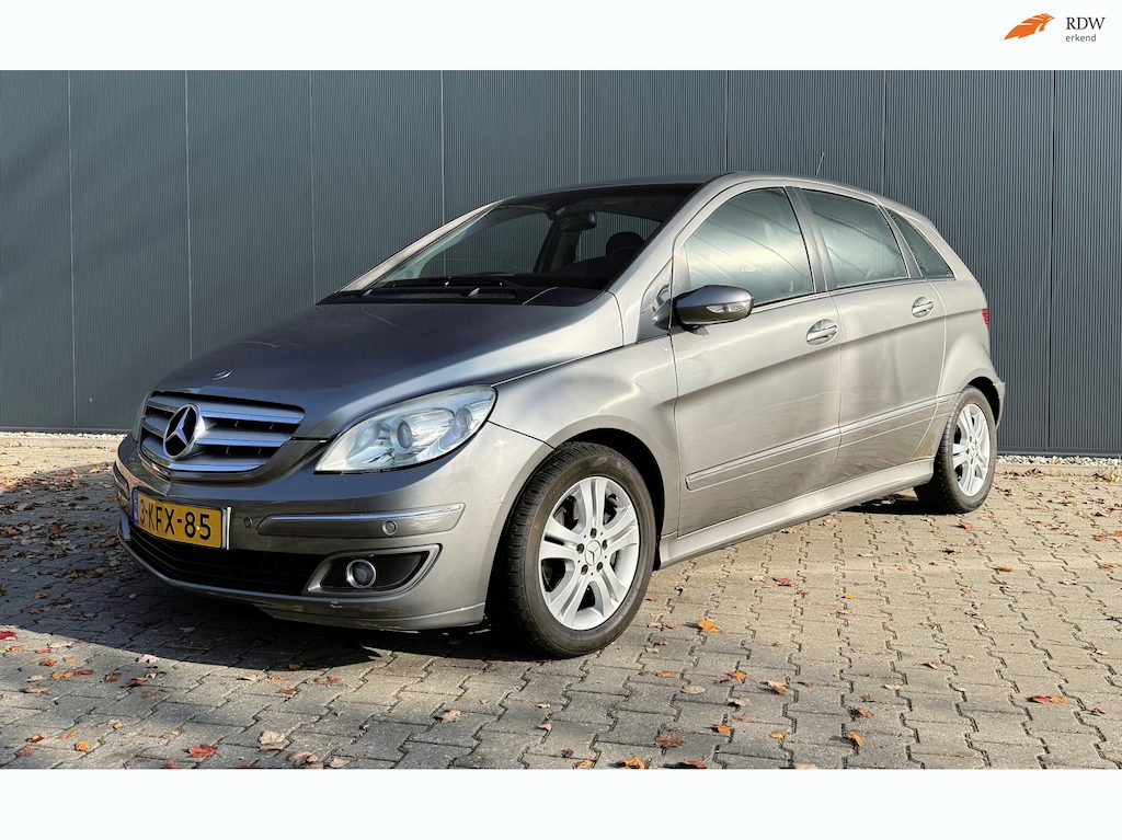 Mercedes-Benz B-klasse 200 Airco Cruise Automaat Trekhaak APK