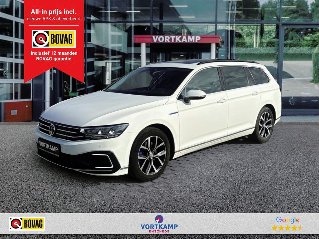 Volkswagen Passat 1.4 TSI GTE PANO-DAK/TREKHAAK/CAMERA/E-KLEP/ACC/STOEL+STUURVERW
