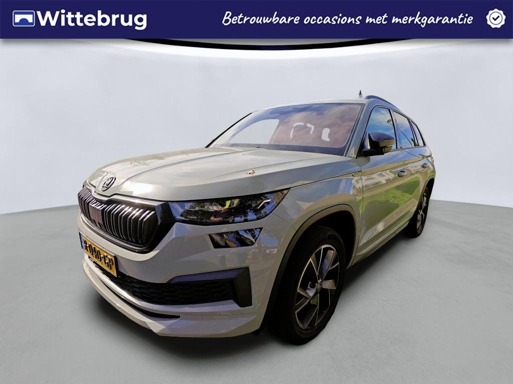 Skoda Kodiaq 1.5 TSI 150pk Sportline Business DSG Automaat / Matrix LED / Panorama schuifk dak / Camera / Navigatie / Wegkl trekhaak